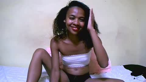 bella193999 online show from 12-22-24, 12:38