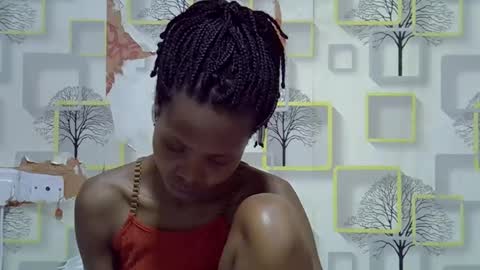 Bella online show from 09-22-25, 01:29