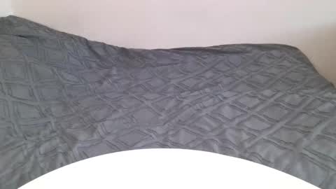 Snapshot of bella5211 chatting on 02-02-26, 10:14 bella5211 online show from 02-02-26, 10:14