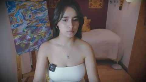 Snapshot of bella_669 chatting on 12-01-25, 12:04 Bella 669 online show from 12-01-25, 12:04