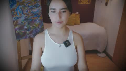 Snapshot of bella_669 chatting on 12-15-25, 01:21 Bella 669 online show from 12-15-25, 01:21