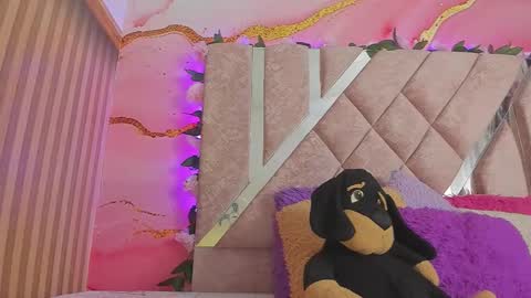 Melanie  online show from 02-12-26, 10:32