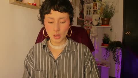 Snapshot of bella__w chatting on 10-03-25, 10:07 Zia online show from 10-03-25, 10:07