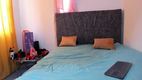 Bella and Andrew special couple online show from 04-01-26, 09:12