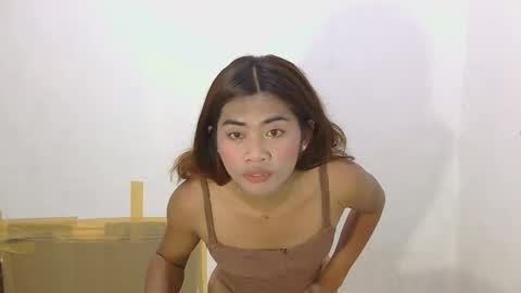 Snapshot of bella_bliss14 chatting on 11-27-25, 01:46 bella_bliss14 online show from 11-27-25, 01:46