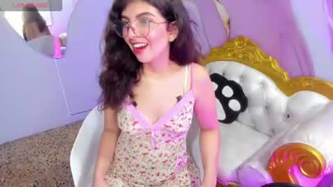 B  E  L  L  A  online show from 07-24-26, 07:23