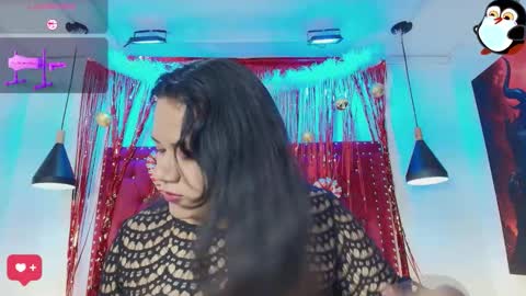 Snapshot of bella_donnna chatting on 12-21-25, 03:35 Bella online show from 12-21-25, 03:35