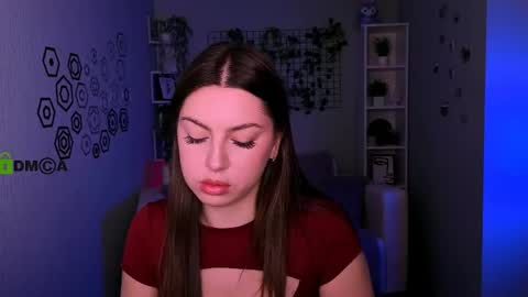Bella online show from 05-21-26, 09:16