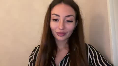 bella_foxxi online show from 12-01-24, 06:52