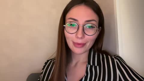 bella_foxxi online show from 12-04-24, 06:28