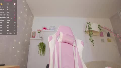 Snapshot of bella_franco chatting on 03-03-25, 09:26 In instagran bel myangel online show from 03-03-25, 09:26