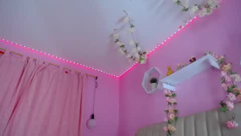 bella_gentle online show from 01-21-25, 11:35