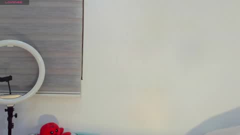Laura online show from 05-22-26, 05:03