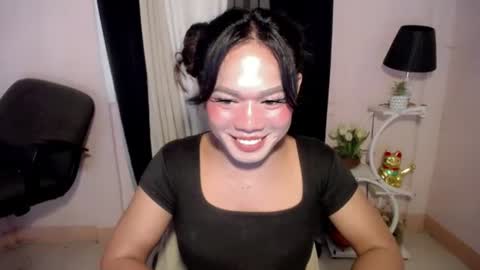 Snapshot of bella_ngo chatting on 06-13-26, 05:16 bella_ngo online show from 06-13-26, 05:16