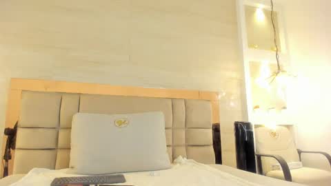Snapshot of bella_novoa chatting on 05-09-26, 03:01 BELLA online show from 05-09-26, 03:01
