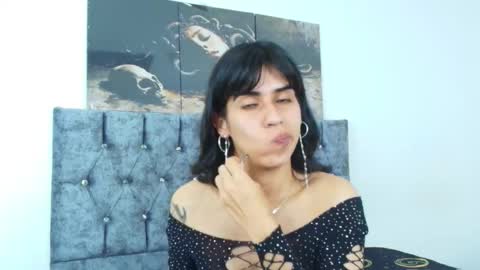 Bella online show from 10-01-25, 11:00