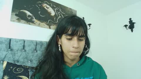 Bella online show from 01-14-26, 01:11