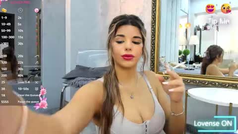 bella_posh online show from 10-13-25, 08:03