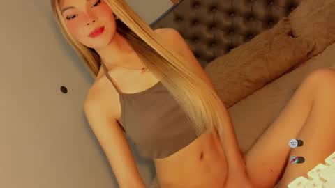 Bella online show from 12-05-25, 04:43