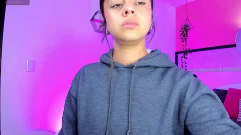 BELLA online show from 03-10-26, 08:25