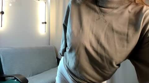 bella_xiss online show from 07-06-26, 03:03