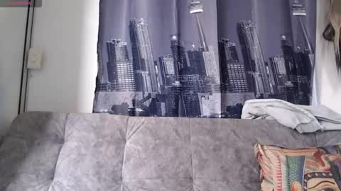 Bella Baker online show from 09-30-25, 07:19