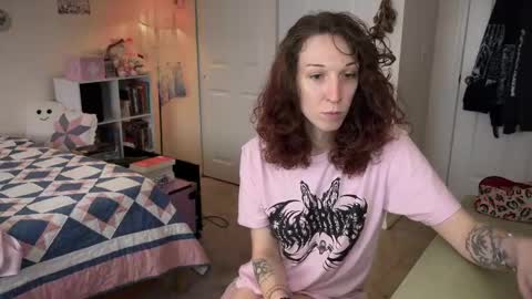 Snapshot of bellababy444 chatting on 06-01-26, 04:31 bellababy444 online show from 06-01-26, 04:31
