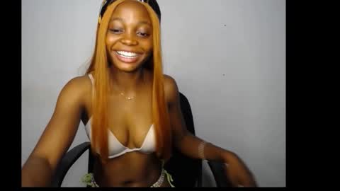 bella online show from 11-17-25, 06:14