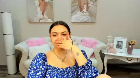 Snapshot of bellaboolman chatting on 02-08-25, 09:15 BellaBoolman online show from 02-08-25, 09:15