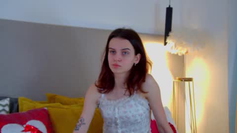 Bella online show from 02-11-26, 06:51