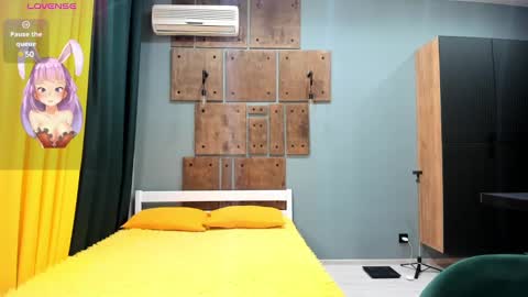 Bella online show from 03-11-25, 05:13