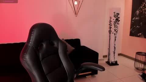  Bella C  online show from 10-04-25, 12:36