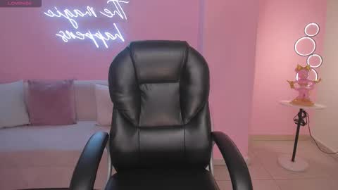  Bella C  online show from 11-08-25, 07:45