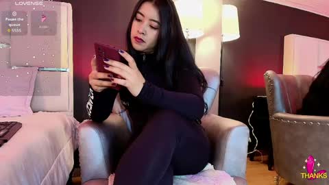Bella online show from 05-21-26, 01:07