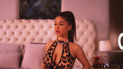 Bella online show from 04-12-26, 06:57