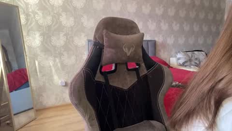 Snapshot of bellaparker_ chatting on 02-24-25, 11:10 bellaparker_ online show from 02-24-25, 11:10