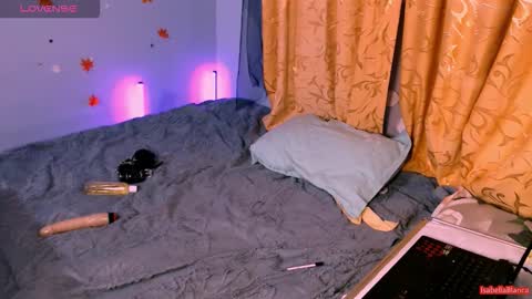 Snapshot of bellaqueen0701 chatting on 11-05-25, 09:26 bellaqueen0701 online show from 11-05-25, 09:26