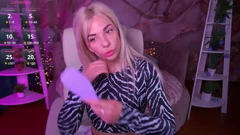 Bella online show from 03-30-26, 06:36