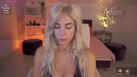 Snapshot of bellarayyy chatting on 05-21-26, 06:42 Bella online show from 05-21-26, 06:42