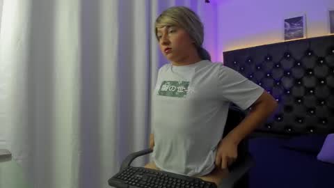 bellaroge online show from 03-19-26, 05:00