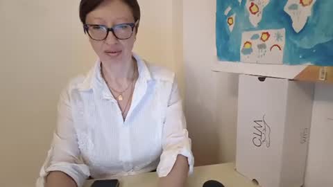 Emma online show from 06-25-26, 07:29