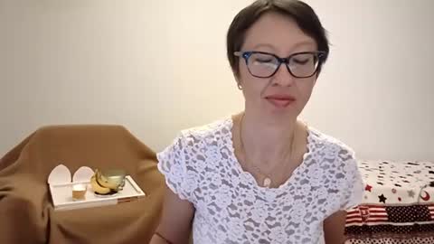 Emma online show from 07-29-26, 07:23