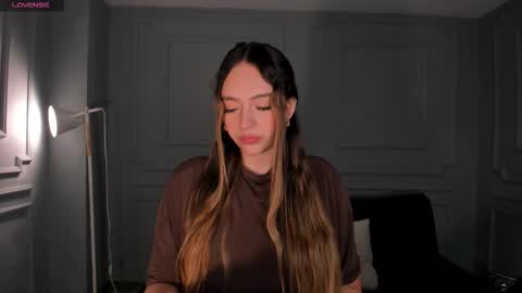  Bella Rose  online show from 03-25-26, 05:02