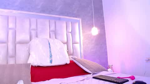 BellaSanderrs online show from 03-05-26, 12:12