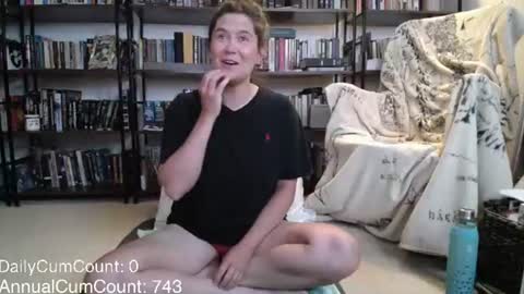 Snapshot of bellastrange69 chatting on 07-18-26, 01:32 BellaStrange69 online show from 07-18-26, 01:32