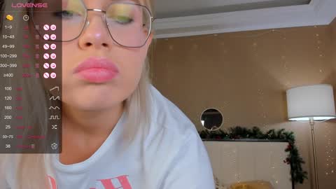 Bella online show from 01-12-25, 12:49