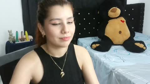 Snapshot of bellatrix_colen chatting on 12-16-24, 07:26 Aleja online show from 12-16-24, 07:26