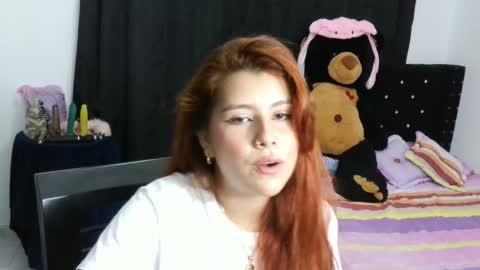 Snapshot of bellatrix_colen chatting on 01-29-25, 04:15 Aleja online show from 01-29-25, 04:15