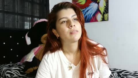 Snapshot of bellatrix_colen chatting on 02-26-25, 08:33 Aleja online show from 02-26-25, 08:33