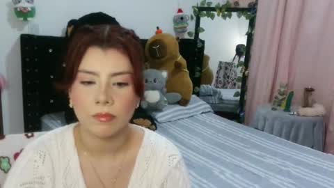 Snapshot of bellatrix_colen chatting on 11-16-25, 10:59 Aleja online show from 11-16-25, 10:59